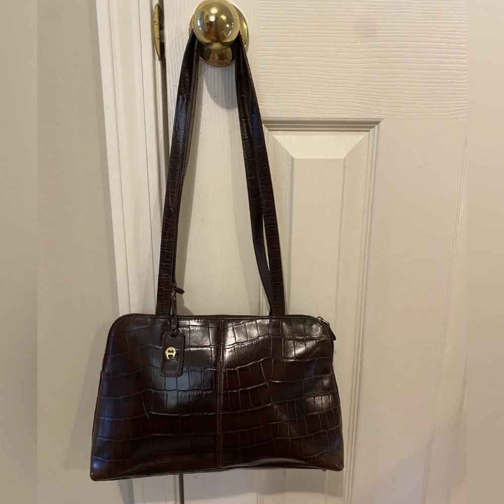 Etienne Aigner Vintage Oxblood Leather Shoulder Bag Pristine - Picture 1 of 7